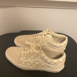 Vans size 9.5 womens